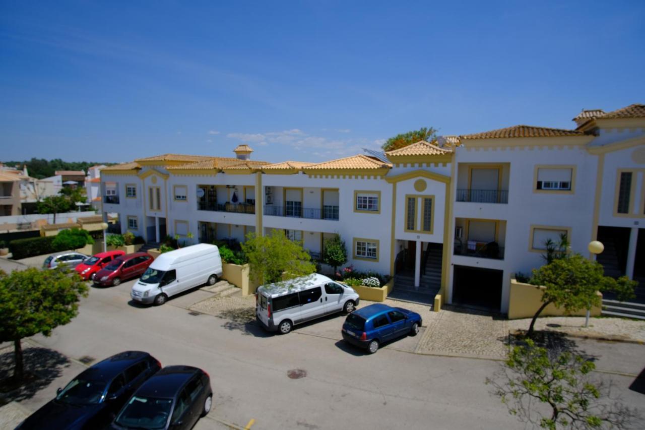 Apartamento T2 Em Condominio Fechado. Albufeira Exteriér fotografie